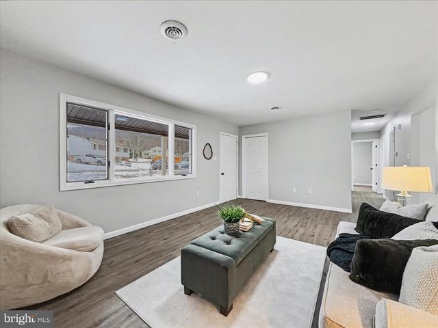 207 STEVES LN, Elizabethville, PA 17023