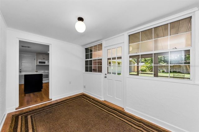 10702 N OREGON AVENUE, Tampa, FL 33612