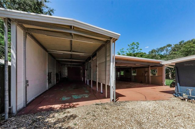 10702 N OREGON AVENUE, Tampa, FL 33612