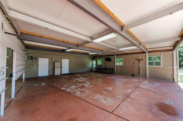 10702 N OREGON AVENUE, Tampa, FL 33612