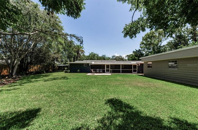 10702 N OREGON AVENUE, Tampa, FL 33612