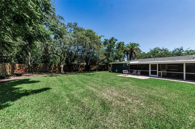 10702 N OREGON AVENUE, Tampa, FL 33612