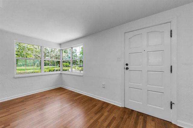 10702 N OREGON AVENUE, Tampa, FL 33612