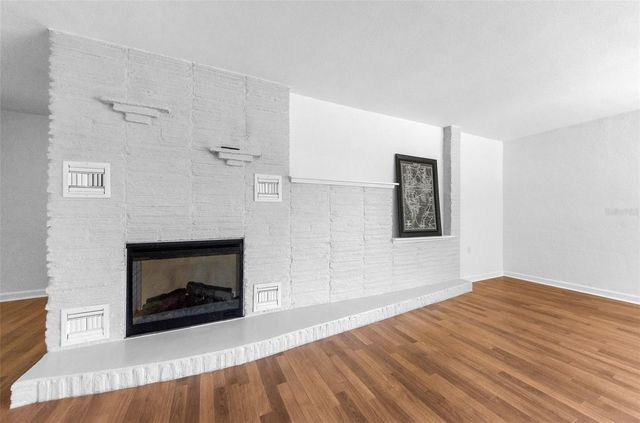 10702 N OREGON AVENUE, Tampa, FL 33612