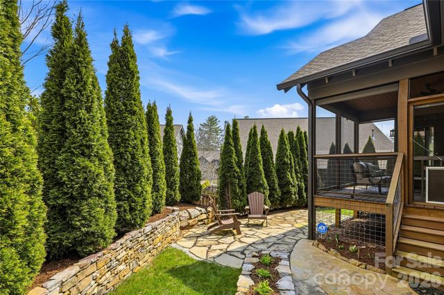 30 Stills Creek Loop, Fairview, NC 28730