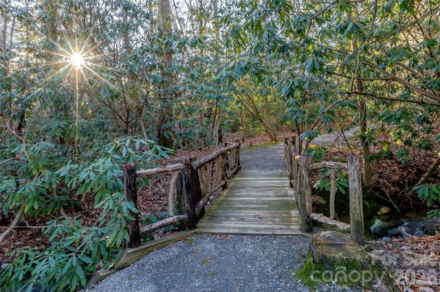 30 Stills Creek Loop, Fairview, NC 28730