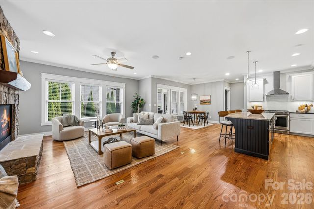 30 Stills Creek Loop, Fairview, NC 28730