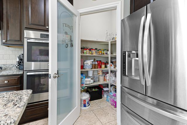 6960 Norway Drive, City Of Troy, MI 48085