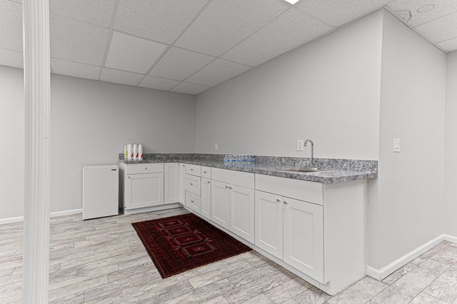 6960 Norway Drive, City Of Troy, MI 48085