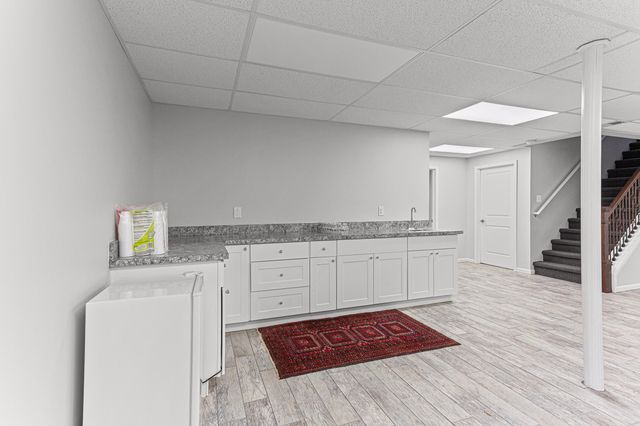 6960 Norway Drive, City Of Troy, MI 48085