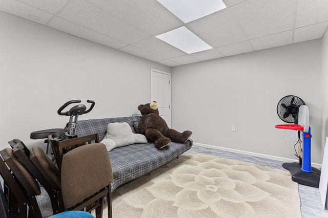 6960 Norway Drive, City Of Troy, MI 48085