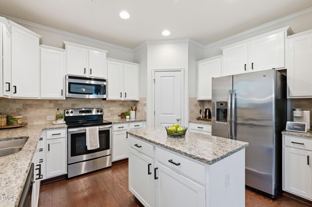 1002 Oasis Pond Lane, Knightdale, NC 27545