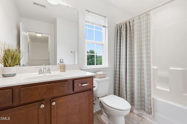1002 Oasis Pond Lane, Knightdale, NC 27545