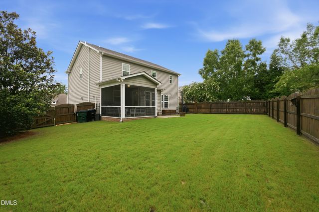 1002 Oasis Pond Lane, Knightdale, NC 27545