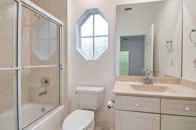 2466 Bay Isle Court, Weston, FL 33327