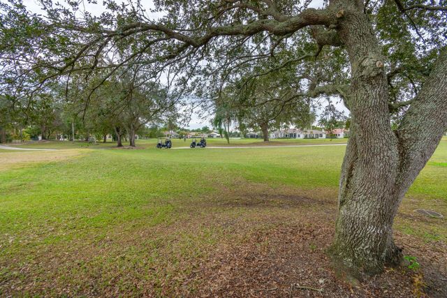 2466 Bay Isle Court, Weston, FL 33327