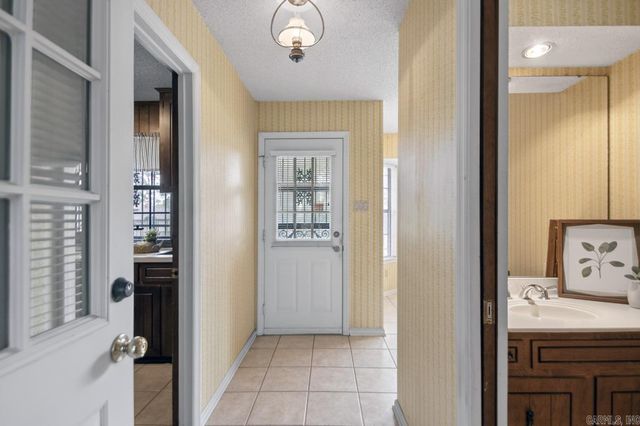 1 Foxboro Cove, Jacksonville, AR 72076