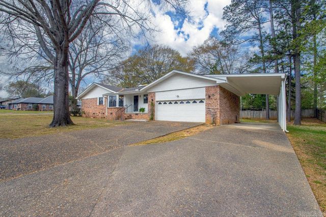 1 Foxboro Cove, Jacksonville, AR 72076
