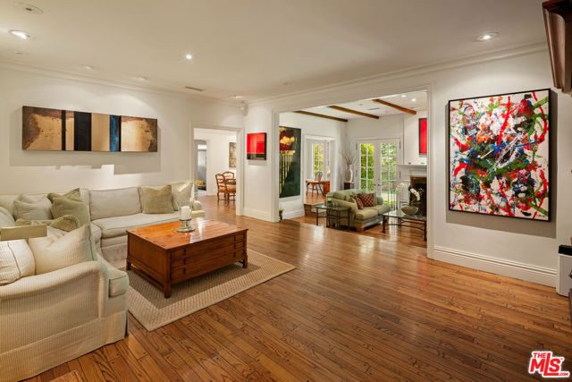 1821 Mandeville Canyon Road, Los Angeles, CA 90049