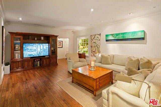 1821 Mandeville Canyon Road, Los Angeles, CA 90049