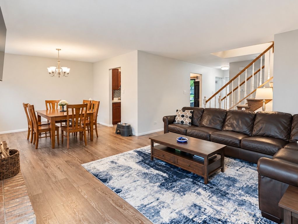 1251 Croydon Court, Wheaton, IL 60189 — photo 4