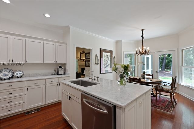 604 Ashdale Dr, Beaufort, SC 29907