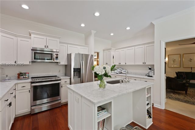 604 Ashdale Dr, Beaufort, SC 29907