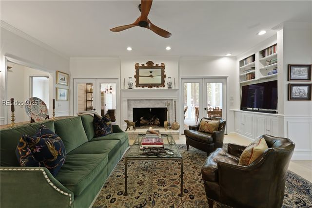 604 Ashdale Dr, Beaufort, SC 29907