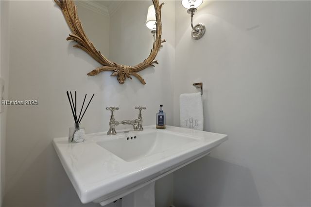 604 Ashdale Dr, Beaufort, SC 29907