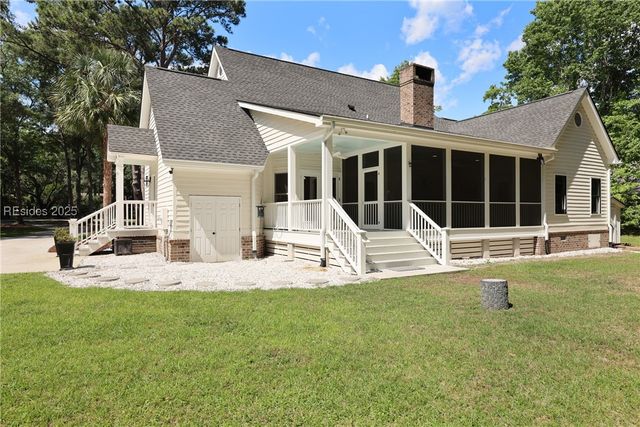 604 Ashdale Dr, Beaufort, SC 29907