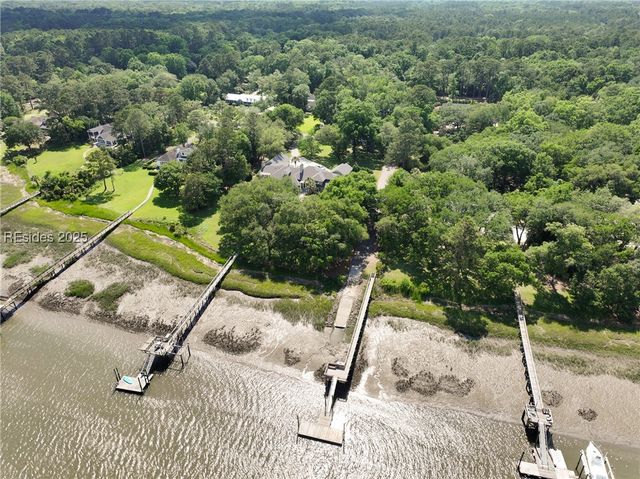 604 Ashdale Dr, Beaufort, SC 29907