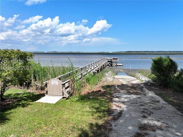 604 Ashdale Dr, Beaufort, SC 29907