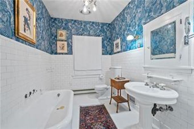 702 S Spruce Street, Coffeyville, KS 67337