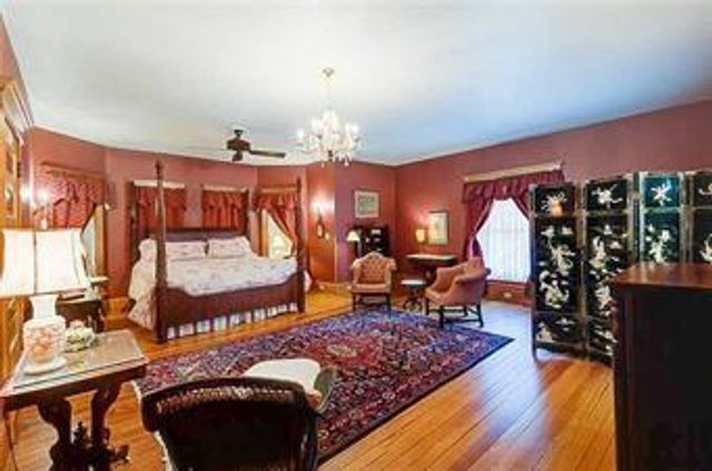 702 S Spruce Street, Coffeyville, KS 67337