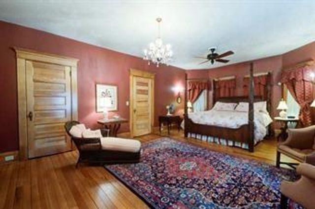 702 S Spruce Street, Coffeyville, KS 67337