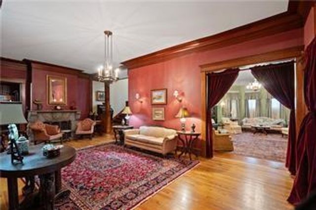 702 S Spruce Street, Coffeyville, KS 67337