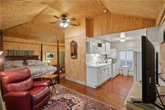 702 S Spruce Street, Coffeyville, KS 67337