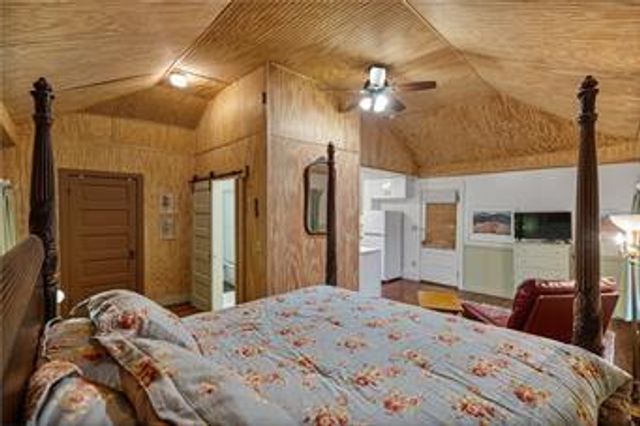 702 S Spruce Street, Coffeyville, KS 67337