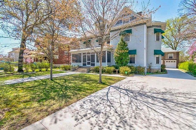 702 S Spruce Street, Coffeyville, KS 67337