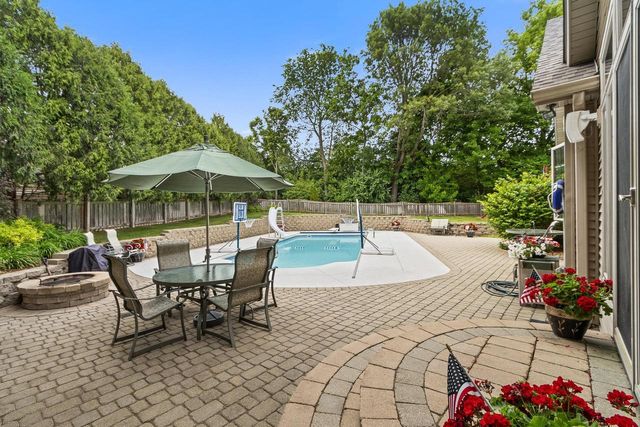 10 Vienna Circle, Madison, WI 53718