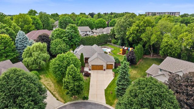 10 Vienna Circle, Madison, WI 53718