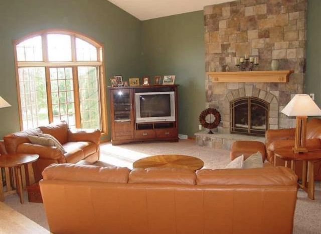 10 Vienna Circle, Madison, WI 53718