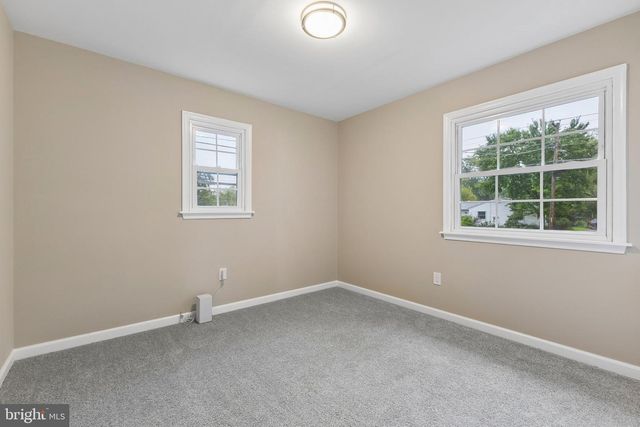 9512 LOMOND DR, Manassas, VA 20109