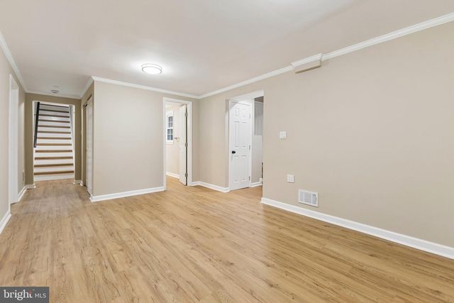 9512 LOMOND DR, Manassas, VA 20109