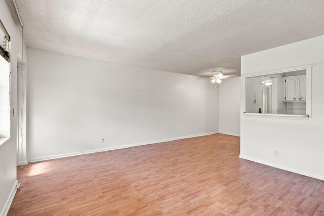 65 Camden C, West Palm Beach, FL 33417