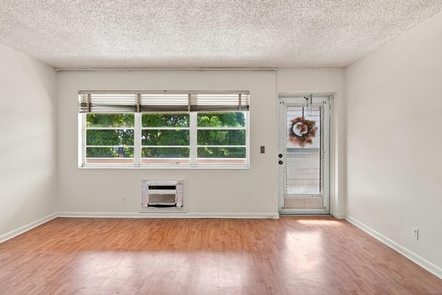 65 Camden C, West Palm Beach, FL 33417