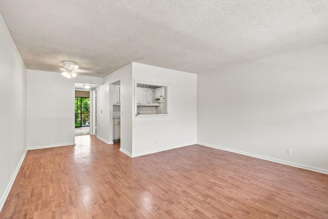 65 Camden C, West Palm Beach, FL 33417