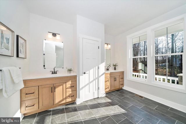 204 THREE RIVERS RD, Harwood, MD 20776