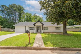 2304 Pickett St, Longview, TX 75605
