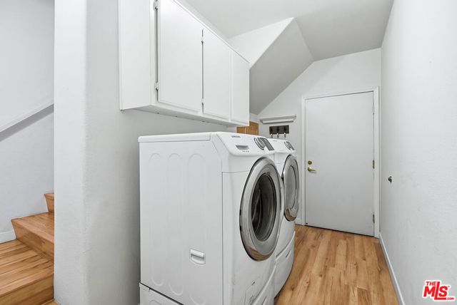 5240 Premiere Hills Circle 110, Woodland Hills, CA 91364